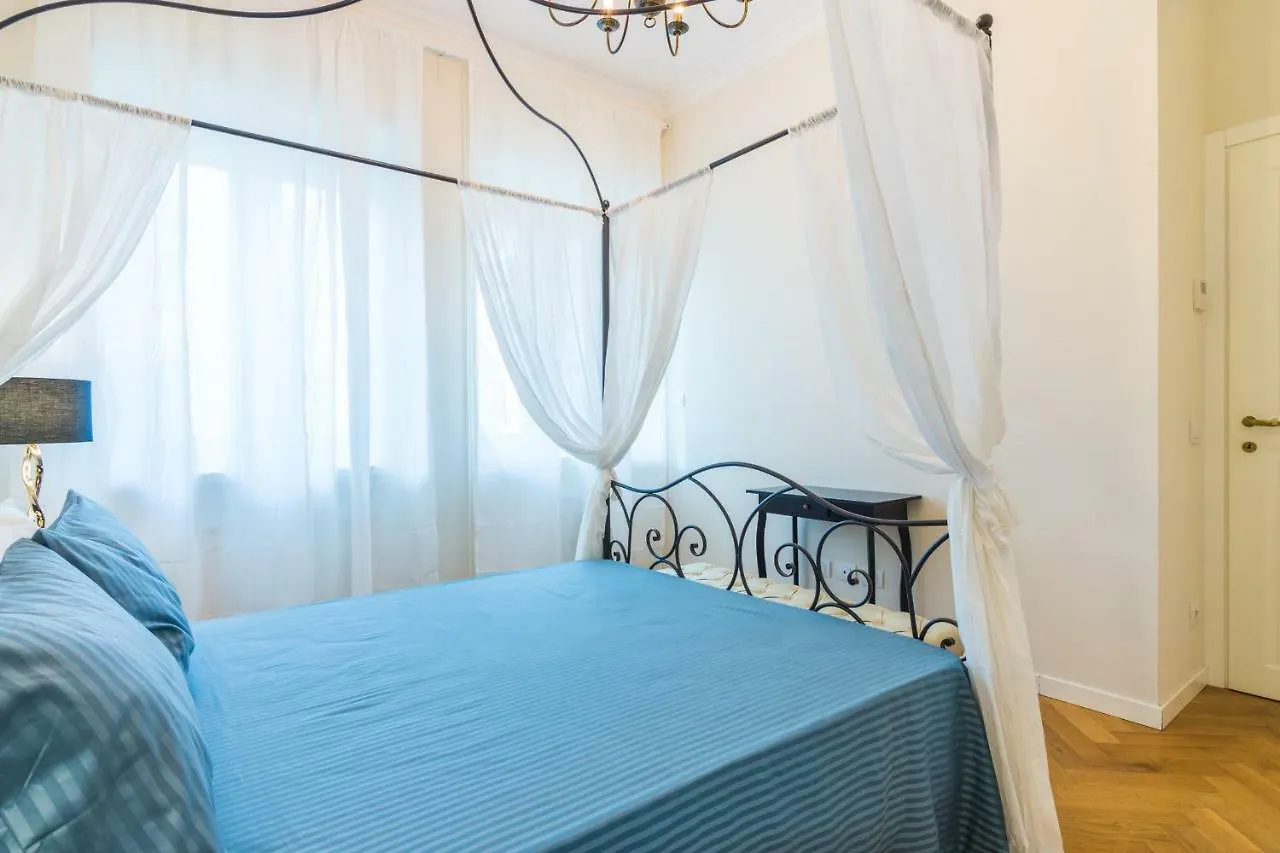 Hemeras Boutique Homes - Large Design Apartment Near Duomo Cathedral Milão